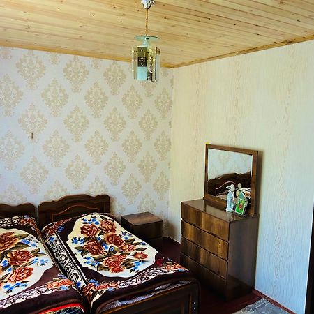 Katskhi Vaso'S Guesthouse מראה חיצוני תמונה